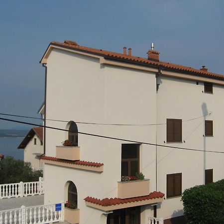 Apartment Matej Crikvenica Bagian luar foto