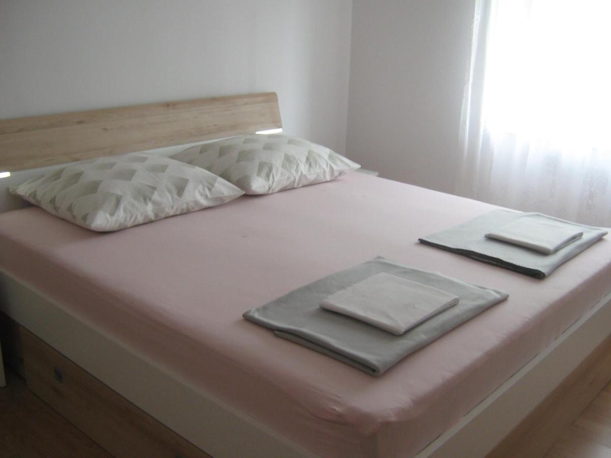 Apartment Matej Crikvenica Bagian luar foto