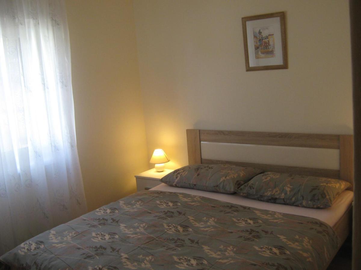 Apartment Matej Crikvenica Bagian luar foto